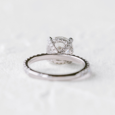 Aila | Round Diamond with Pavé Set Diamond Band