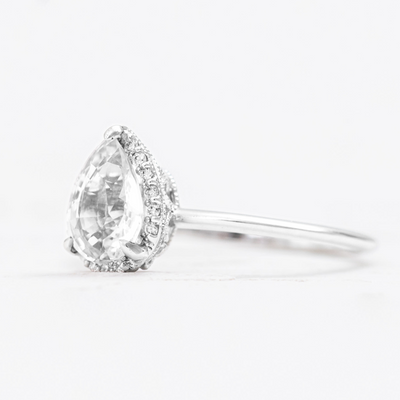 Ava | Partially Hidden Diamond Halo