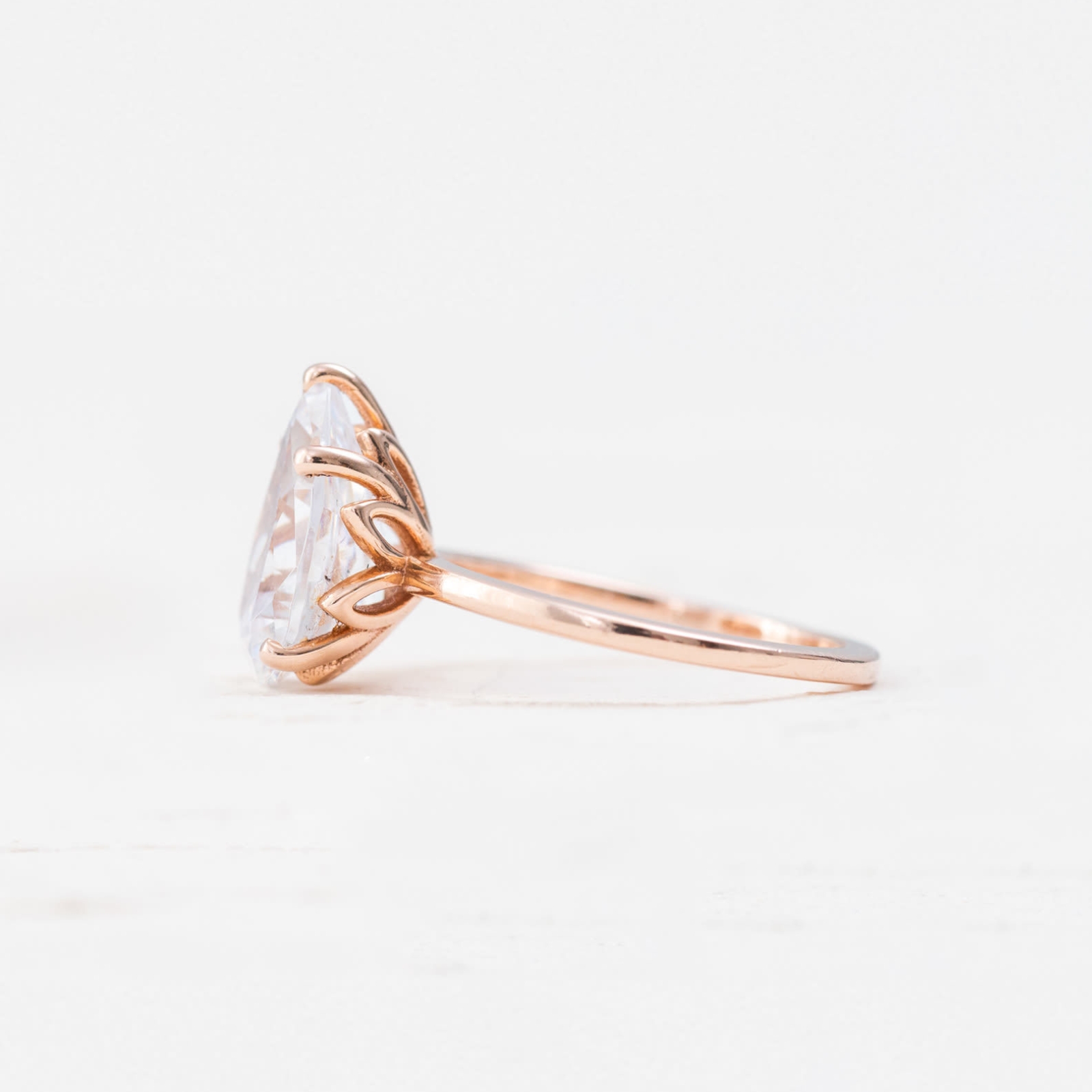 Jane pear side 1600x1600