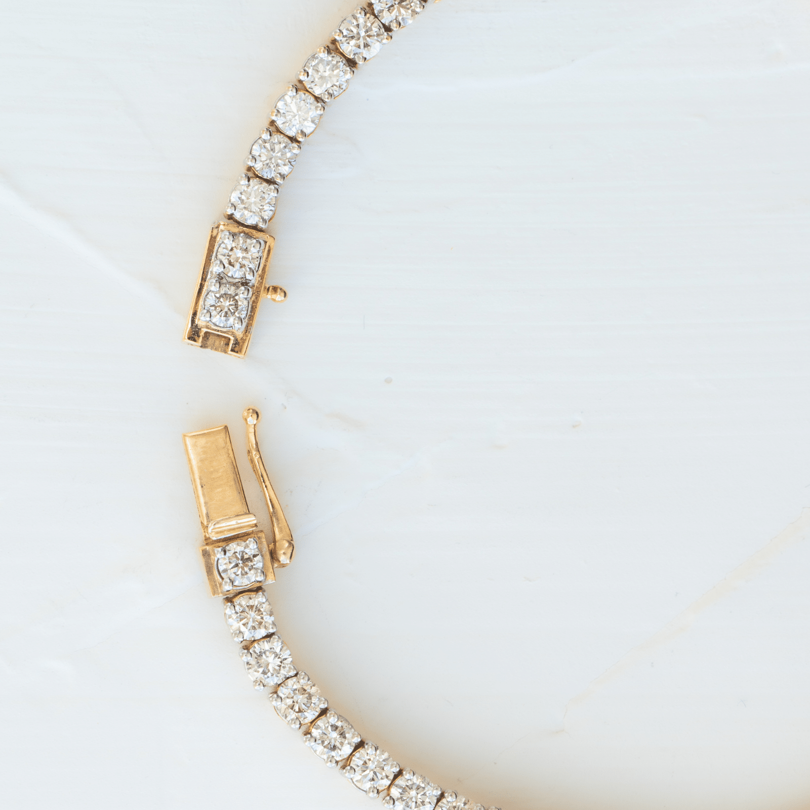 Tennis bracelet yellow 1600x1600